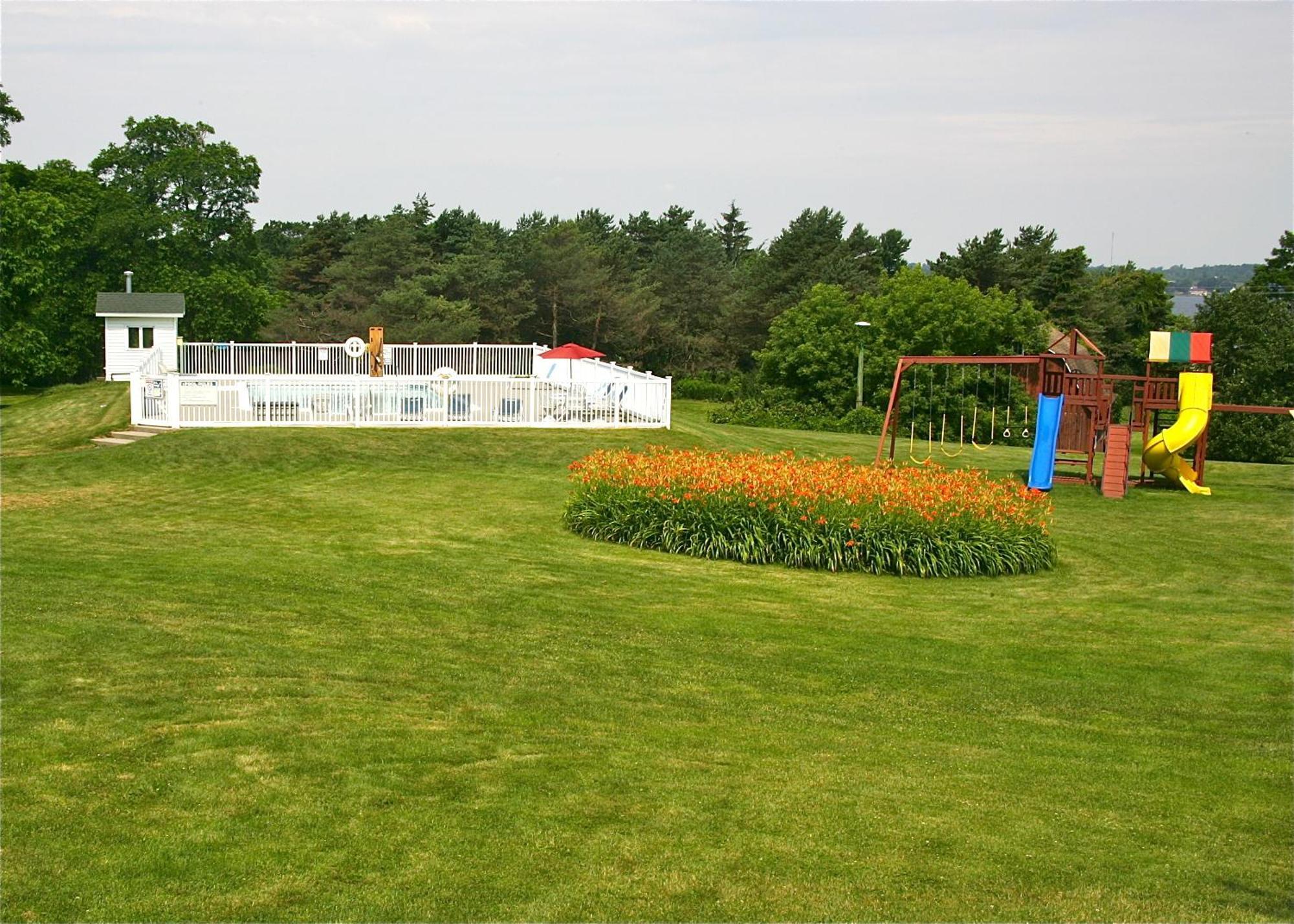Stone Fence Resort Огденсбург Екстер'єр фото